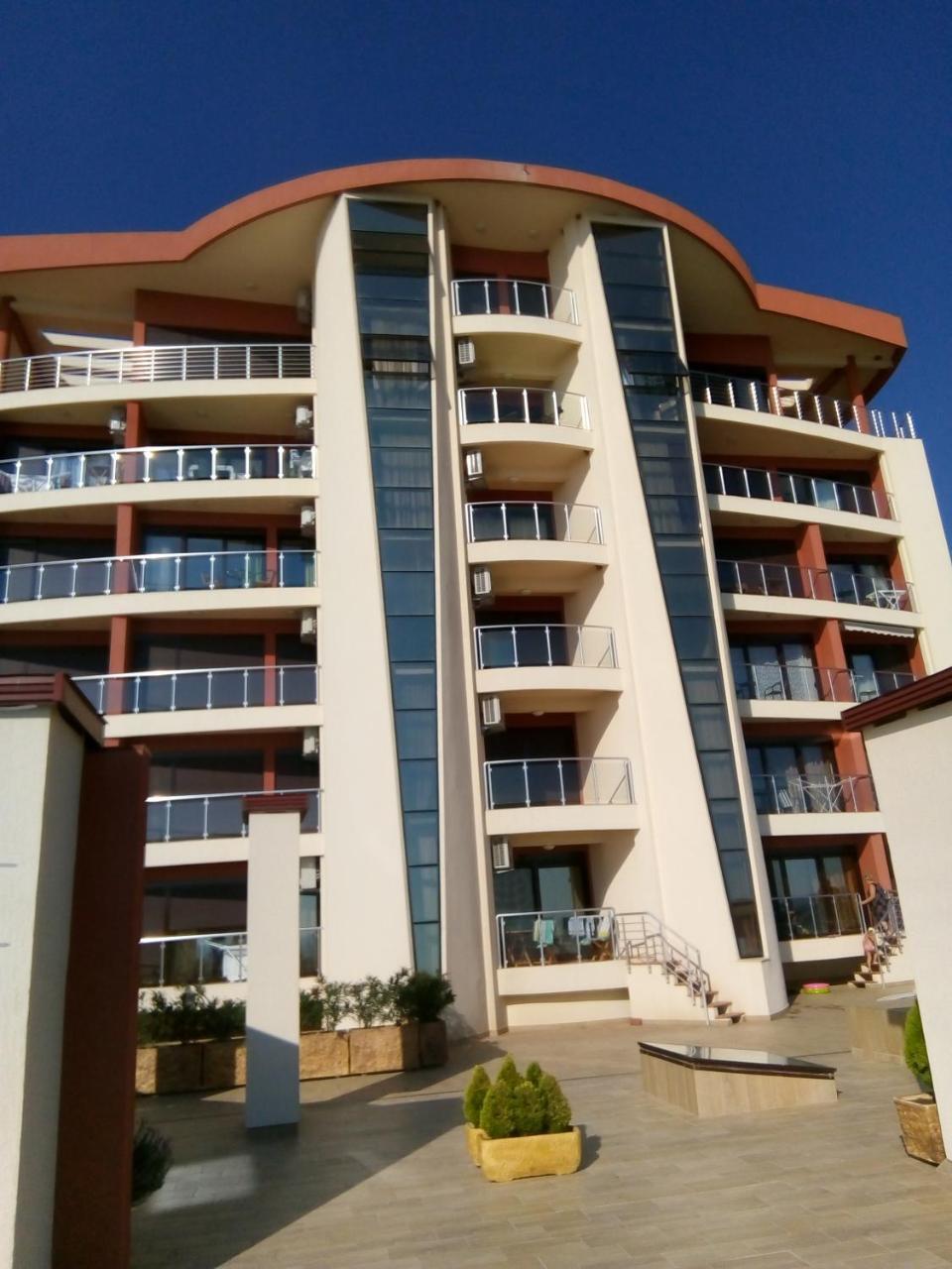Apartment Sea Space 2 Dobra Voda Exterior photo